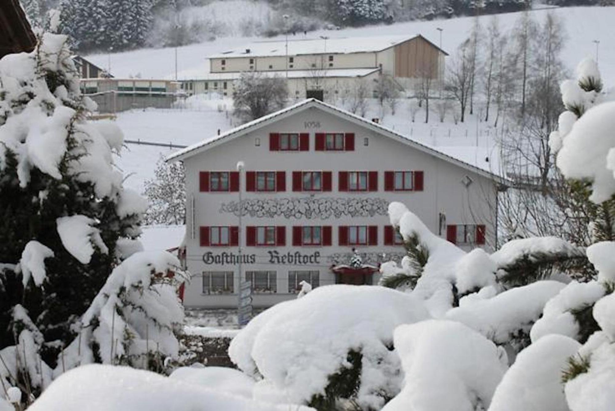 Hotel Restaurant Rebstock Wolhusen Bagian luar foto